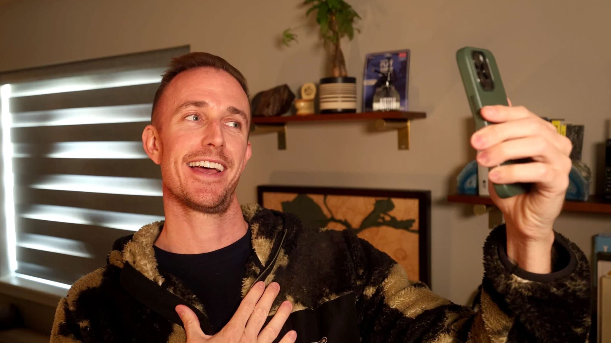 Ryan Robinson Blogger Selfie Video Example