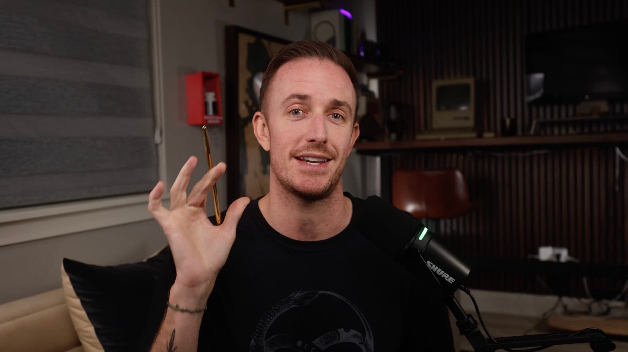 Ryan Robinson Blogger with Pen